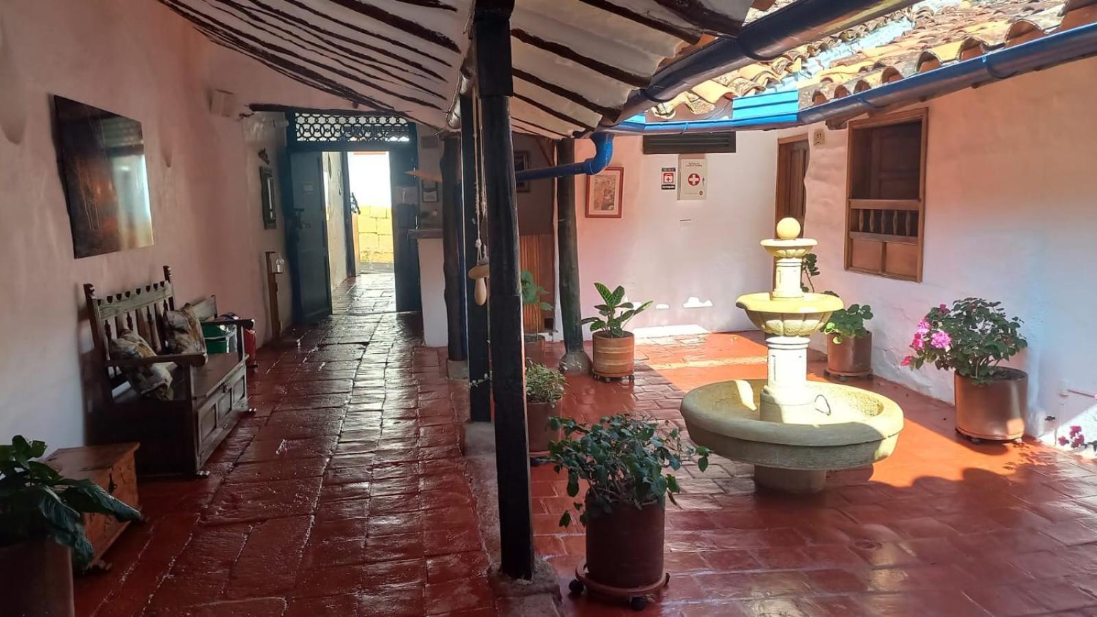 Casa Del Marquez De Bahichala Pensión