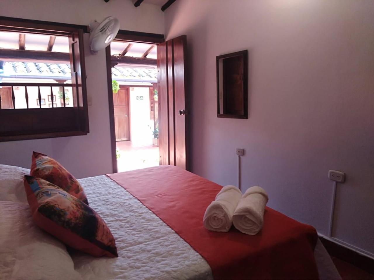 Casa Del Marquez De Bahichala Pensión